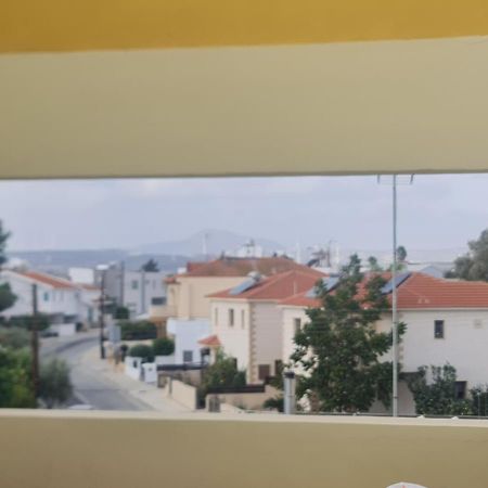 Top Floor 1 Bdrm Aprtrmnt Apartment Dromolaxia Exterior photo